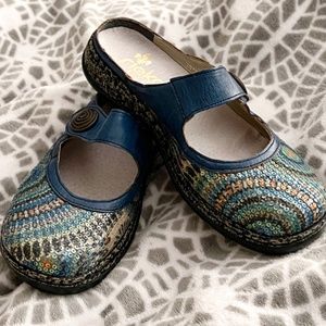 Brand New! Rieker Brand Peacock-Style Slip-ons NWOT